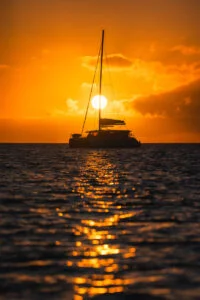Sunset from Miri Miri Raiatea - MD Sail Services - Croisières privée à la voile aux îles sous le vent Md Sail Services - Croisières Privée à La Voile Aux îles Sous Le Vent