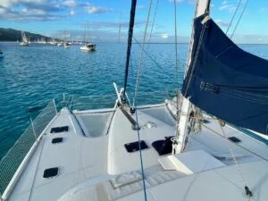 Raiatea - MD Sail Services - Croisières privée à la voile aux îles sous le vent Port De Raiatea Md Sail Services - Croisières Privée à La Voile Aux îles Sous Le Vent
